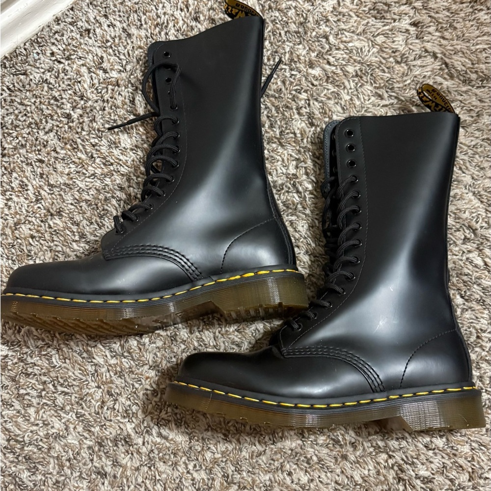 Dr. Martens Black 1914 smooth leather tall boots